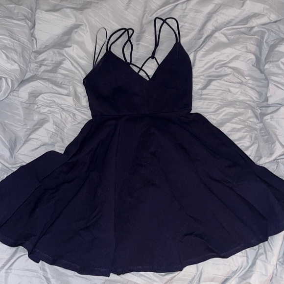 NAVY BLUE WINDSOR FORMAL DRESS - Picture 1 of 4
